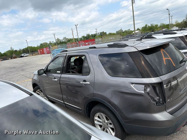 image for item FC3032 2013 Ford Explorer SUV