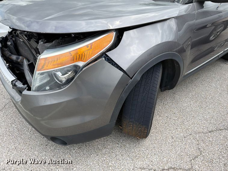 image for item FC3032 2013 Ford Explorer SUV