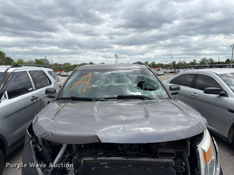 image for item FC3032 2013 Ford Explorer SUV