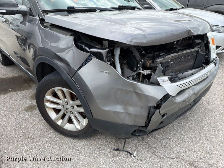 image for item FC3032 2013 Ford Explorer SUV