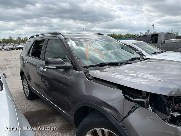 image for item FC3032 2013 Ford Explorer SUV