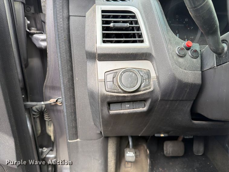 image for item FC3032 2013 Ford Explorer SUV