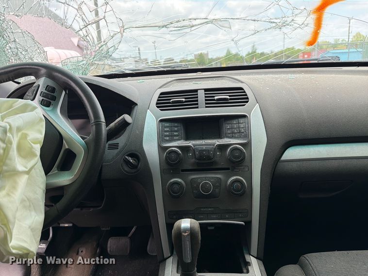 image for item FC3032 2013 Ford Explorer SUV