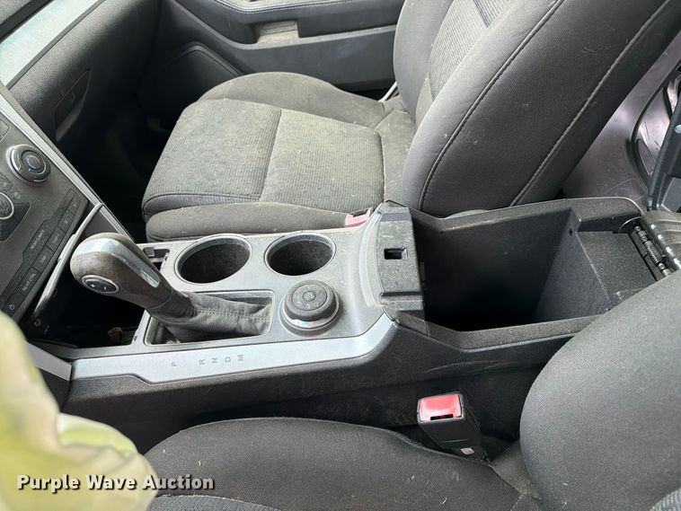 image for item FC3032 2013 Ford Explorer SUV