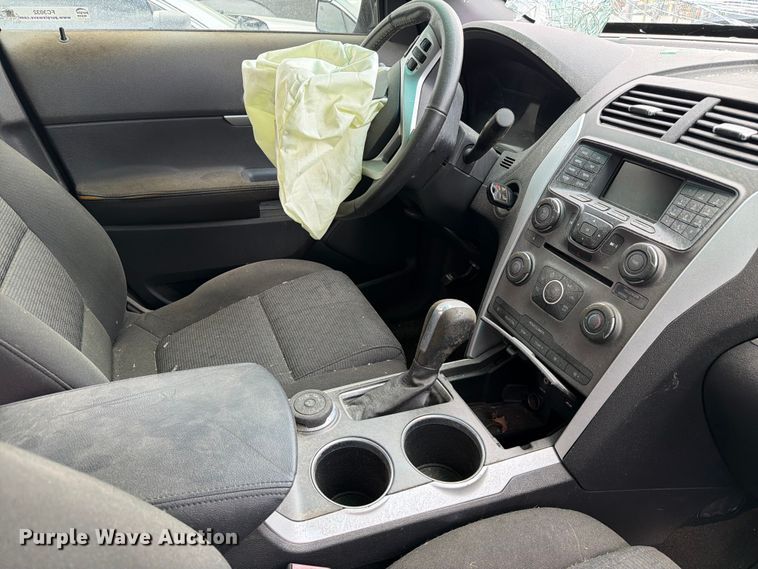 image for item FC3032 2013 Ford Explorer SUV