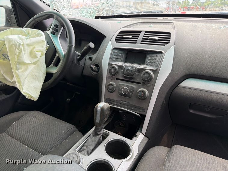 image for item FC3032 2013 Ford Explorer SUV