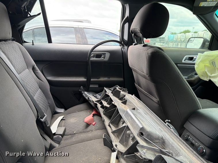 image for item FC3032 2013 Ford Explorer SUV