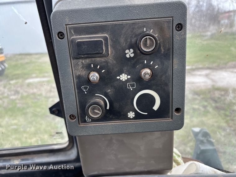 image for item FC4540 1999 Case 580 Super L backhoe