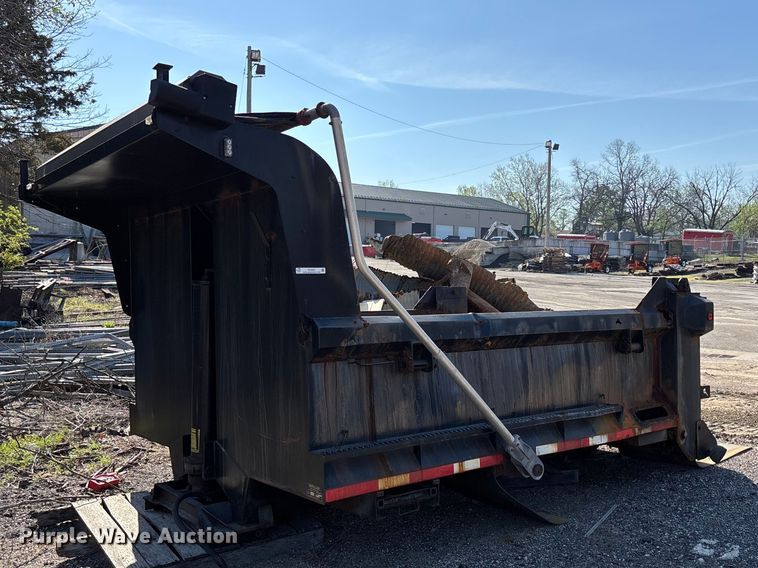 image for item FC4561 2004 Viking dump truck bed