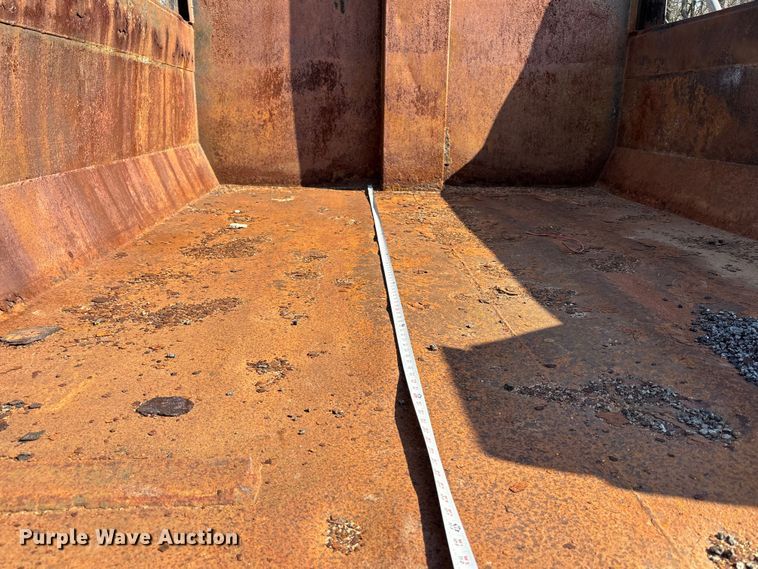 image for item FC4561 2004 Viking dump truck bed