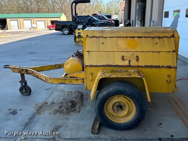 image for item FC4563 Onan generator