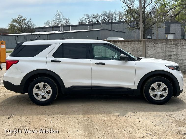image for item FC5369 2020 Ford Explorer Police Interceptor SUV