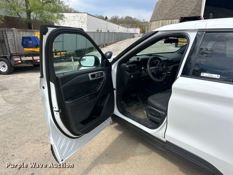 image for item FC5369 2020 Ford Explorer Police Interceptor SUV