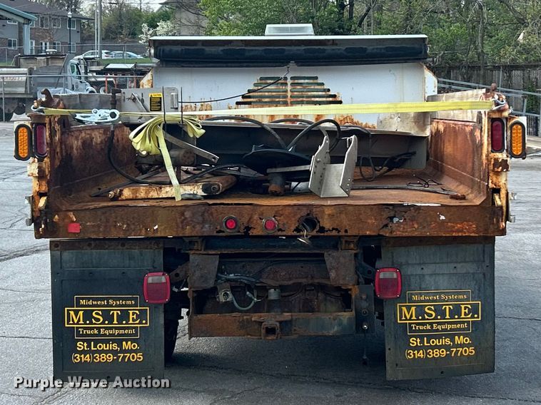 image for item FC5371 2014 Ford F550 Super Duty dump truck