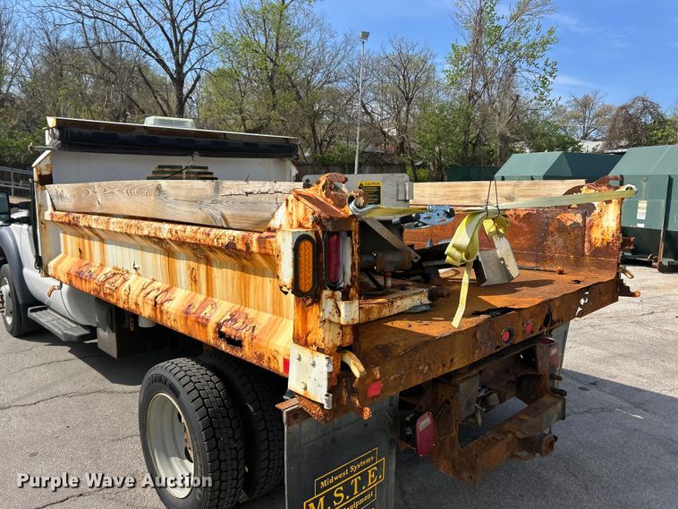 image for item FC5371 2014 Ford F550 Super Duty dump truck