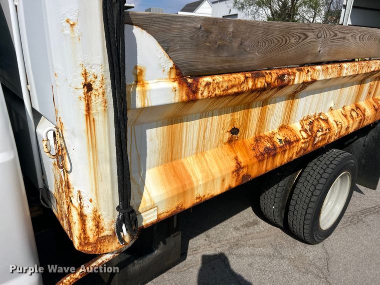 image for item FC5371 2014 Ford F550 Super Duty dump truck
