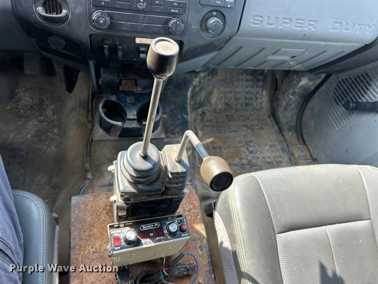 image for item FC5371 2014 Ford F550 Super Duty dump truck