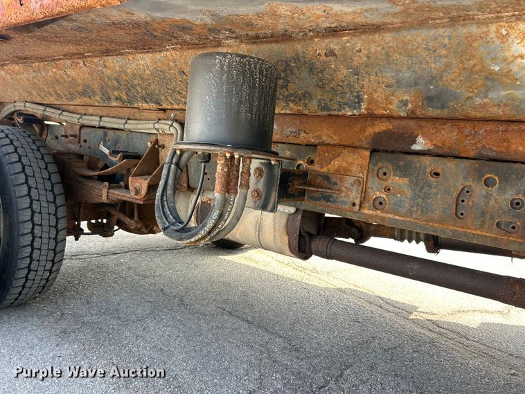 image for item FC5371 2014 Ford F550 Super Duty dump truck