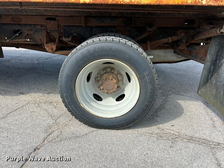 image for item FC5371 2014 Ford F550 Super Duty dump truck