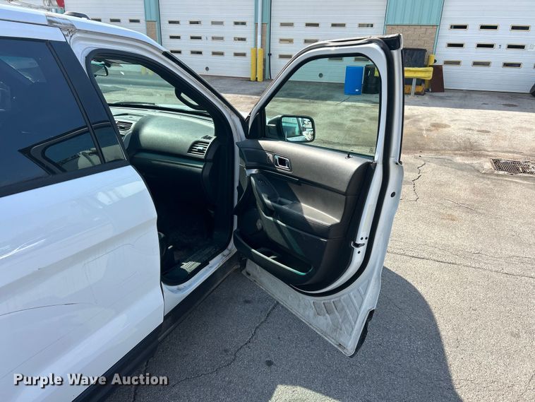 image for item FC5372 2015 Ford Explorer Police Interceptor  SUV