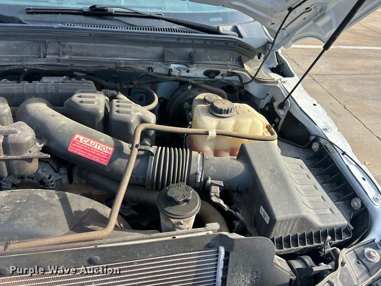 image for item FC5378 2016 Ford F350 Super Duty XL pickup truck