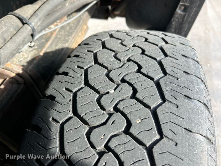 image for item FC5378 2016 Ford F350 Super Duty XL pickup truck