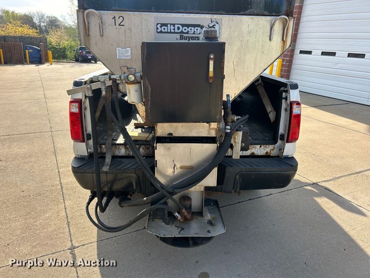 image for item FC5379 2016 Ford F350 Super Duty XL  pickup truck