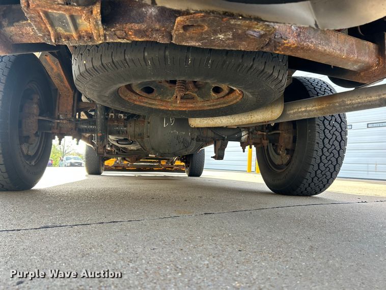 image for item FC5379 2016 Ford F350 Super Duty XL  pickup truck