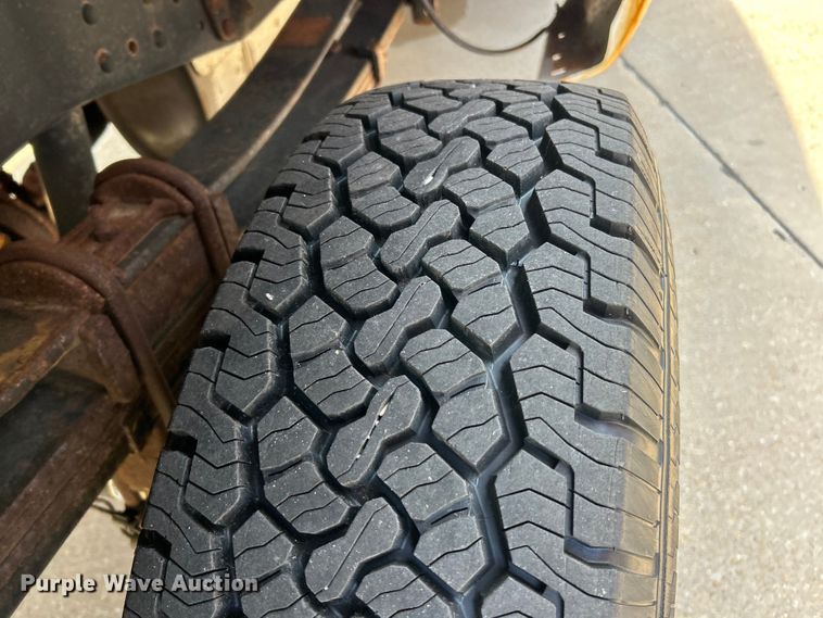 image for item FC5379 2016 Ford F350 Super Duty XL  pickup truck