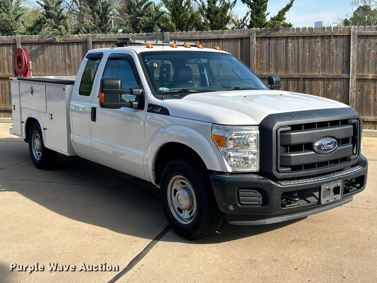 image for item FC5380 2014 Ford F250 Super Duty XL Ext. Cab pickup truck