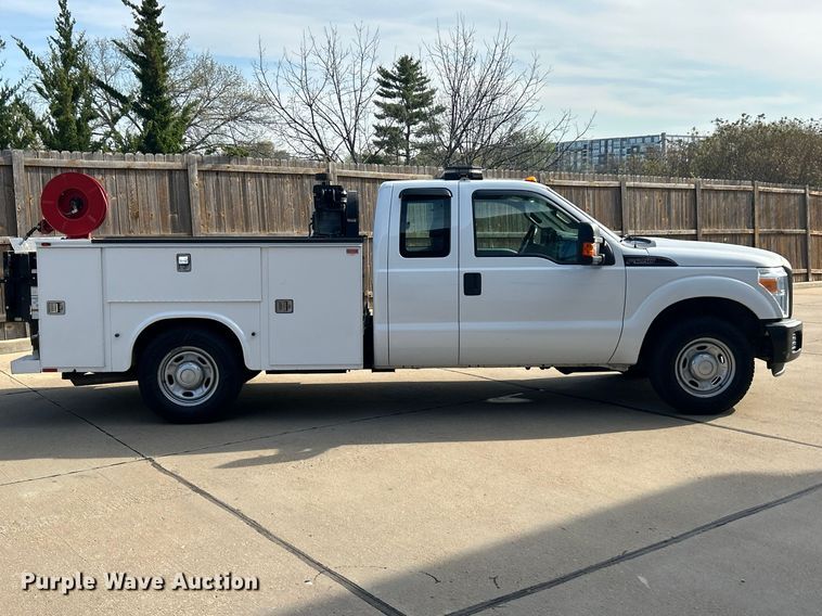 image for item FC5380 2014 Ford F250 Super Duty XL Ext. Cab pickup truck