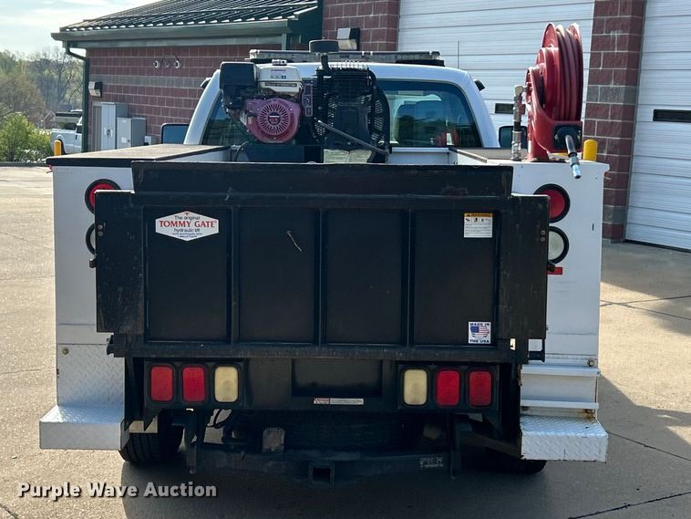 image for item FC5380 2014 Ford F250 Super Duty XL Ext. Cab pickup truck