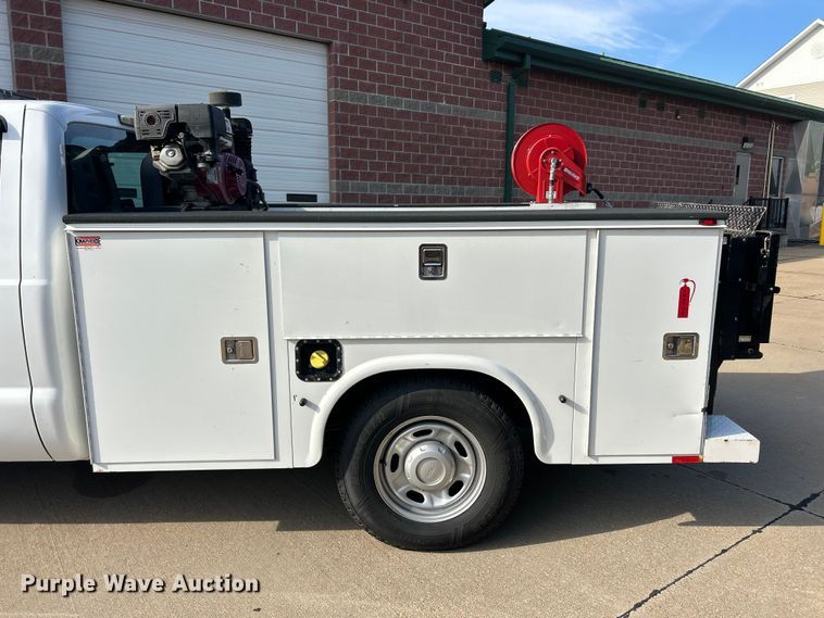 image for item FC5380 2014 Ford F250 Super Duty XL Ext. Cab pickup truck