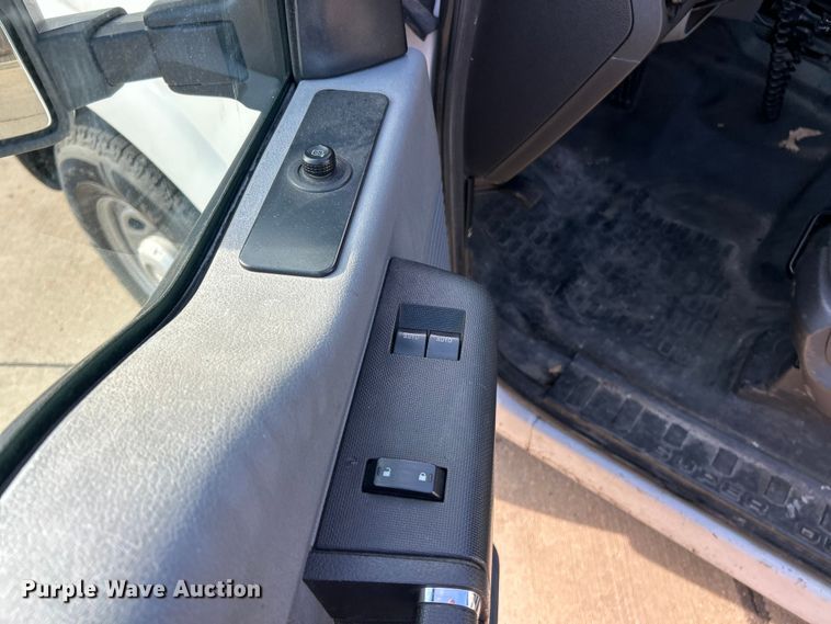 image for item FC5380 2014 Ford F250 Super Duty XL Ext. Cab pickup truck