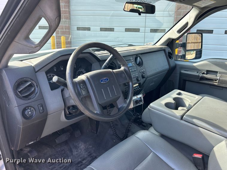 image for item FC5380 2014 Ford F250 Super Duty XL Ext. Cab pickup truck