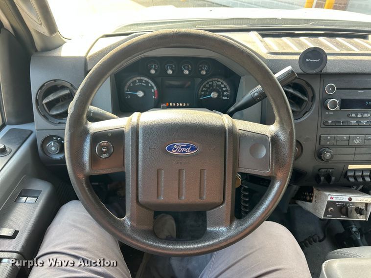 image for item FC5380 2014 Ford F250 Super Duty XL Ext. Cab pickup truck