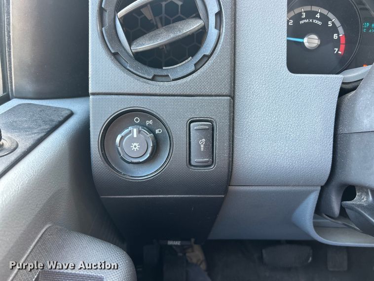 image for item FC5380 2014 Ford F250 Super Duty XL Ext. Cab pickup truck