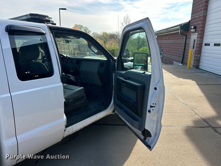 image for item FC5380 2014 Ford F250 Super Duty XL Ext. Cab pickup truck