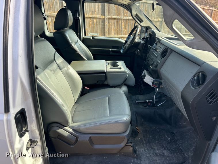 image for item FC5380 2014 Ford F250 Super Duty XL Ext. Cab pickup truck