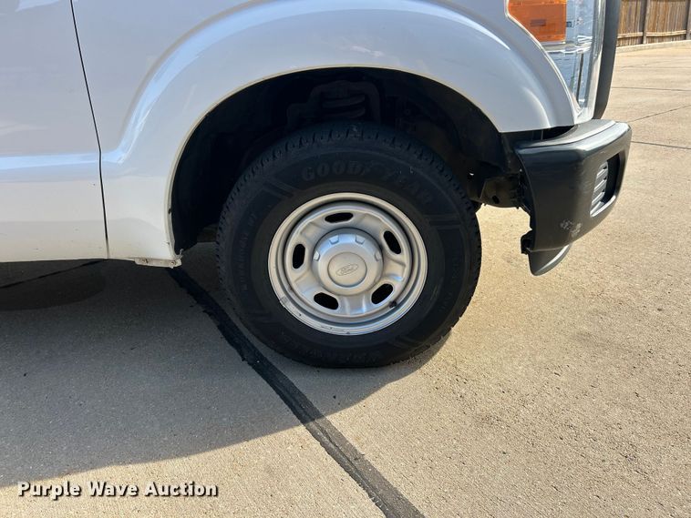 image for item FC5380 2014 Ford F250 Super Duty XL Ext. Cab pickup truck