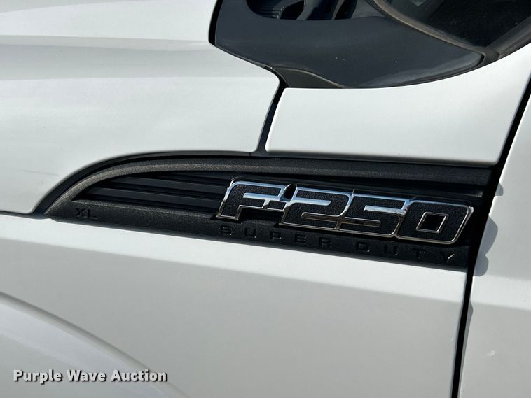 image for item FC5380 2014 Ford F250 Super Duty XL Ext. Cab pickup truck