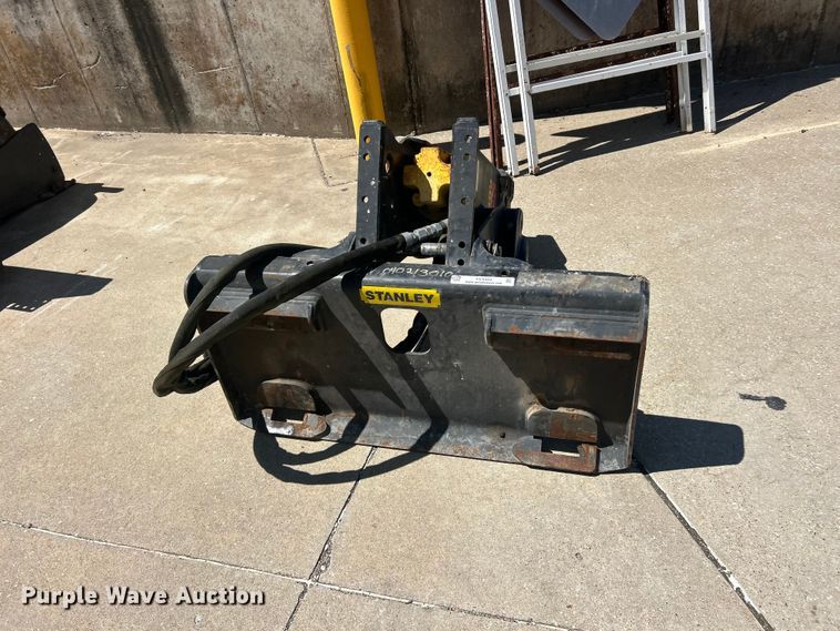 image for item FC5424 Stanley MB05 skid steer breaker