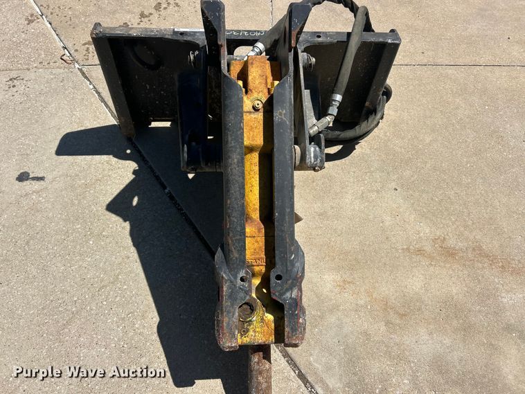 image for item FC5424 Stanley MB05 skid steer breaker