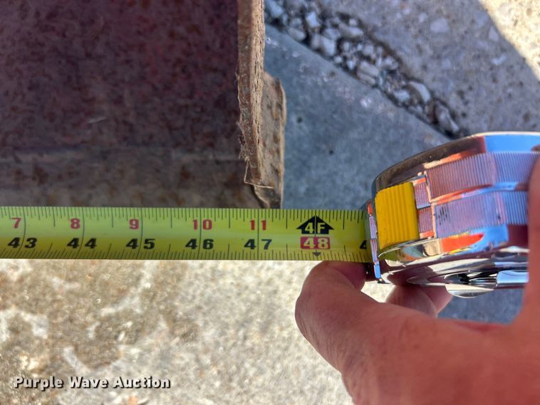 image for item FC5427 Kubota B7500D tractor