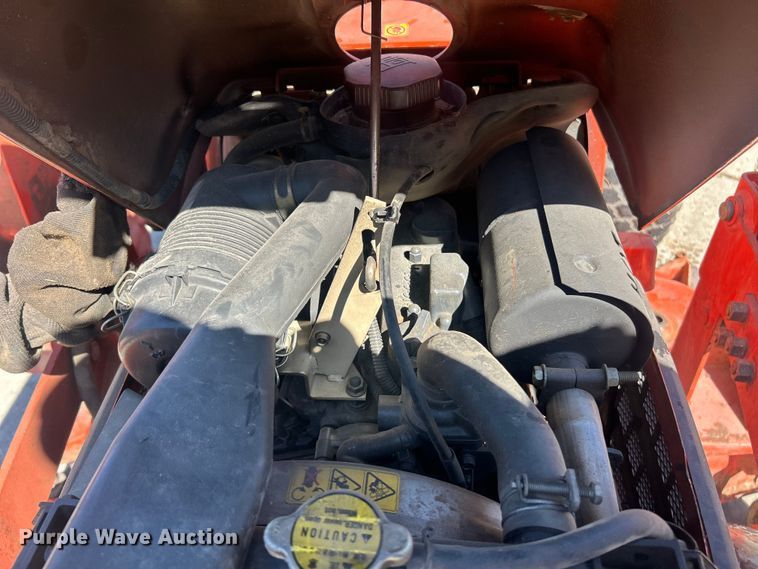 image for item FC5427 Kubota B7500D tractor