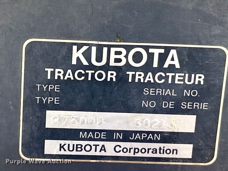 image for item FC5427 Kubota B7500D tractor
