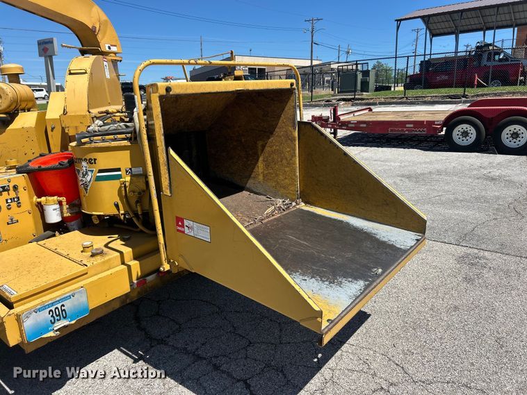 image for item FC5428 1994 Vermeer 1250BC wood chipper