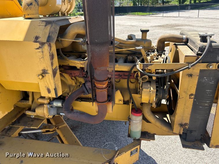 image for item FC5428 1994 Vermeer 1250BC wood chipper