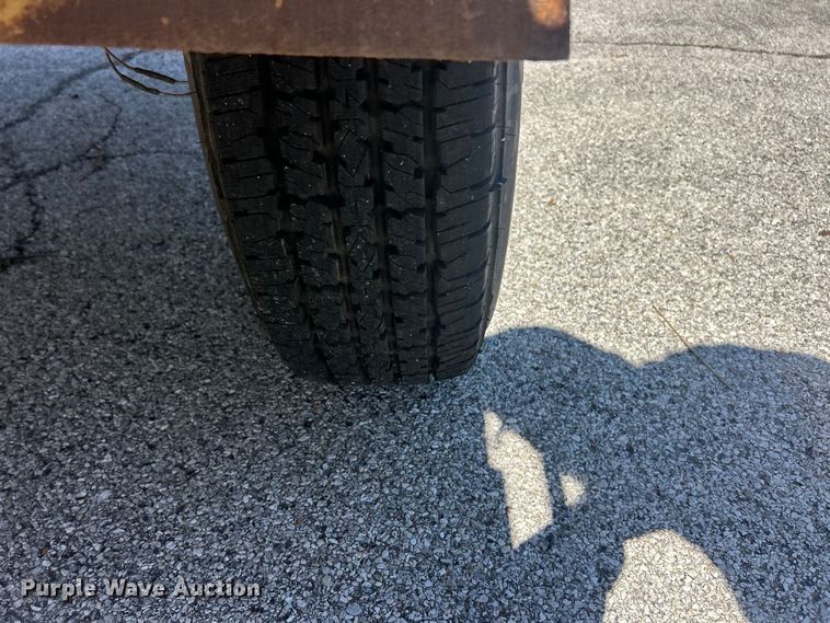 image for item FC5428 1994 Vermeer 1250BC wood chipper