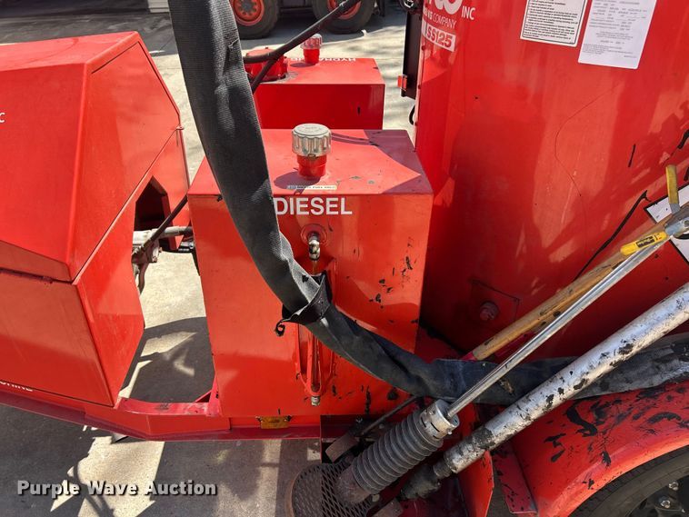 image for item FC5429 2009 Crafco SS125 melter applicator